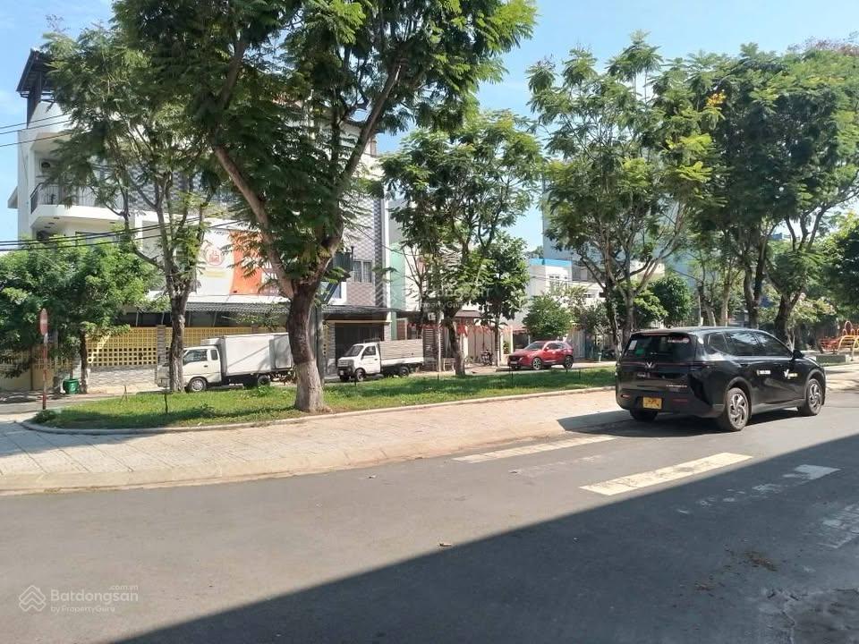 Mặt tiền đường 7.5m, đối diện công viên, ngang 5m mà giá chit 6.65 tỉ, không nhanh là tiếc lắm