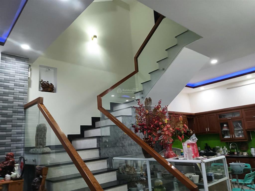 Hiếm!, nhà mới, đẹp, mt lý nhật quang  8 phòng, 9 wc  công năng như khách sạn mini  9,65 tỷ