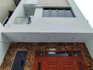 Nhà xây độc lập, 30m ra đường ô tô, có sân riêng, thoáng trước sau, dt63m xây 4t full nt, giá 4ty35