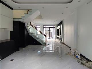 Nhà đại thành, ô tô đỗ trong sân, giáp kđt đô nghĩa diện tích 105m2 4t giá 5tỷ5
