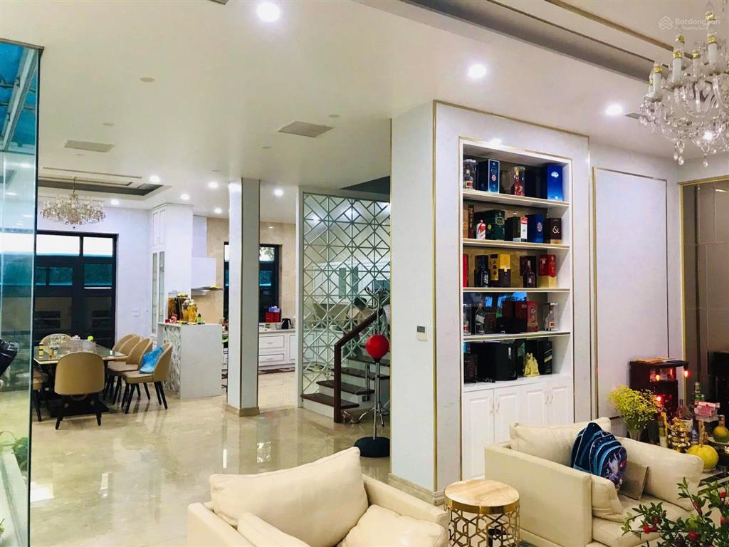 Chuyển nhượng căn song lập paris đường thông, mặt tiền 10m