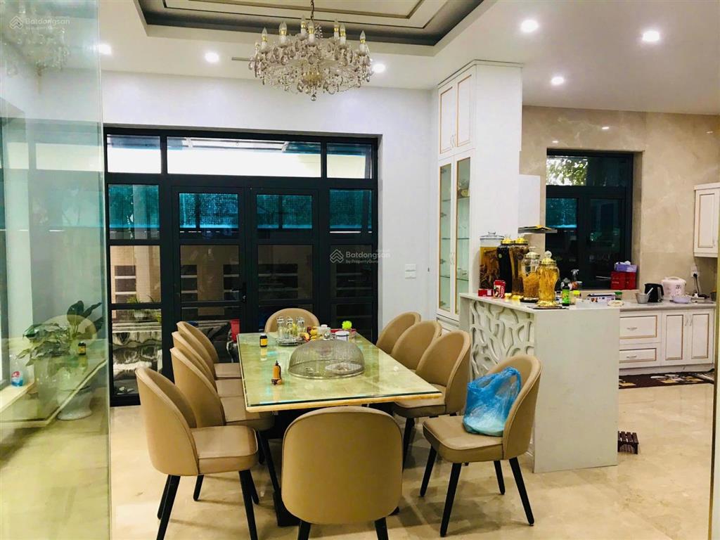 Chuyển nhượng căn song lập paris đường thông, mặt tiền 10m