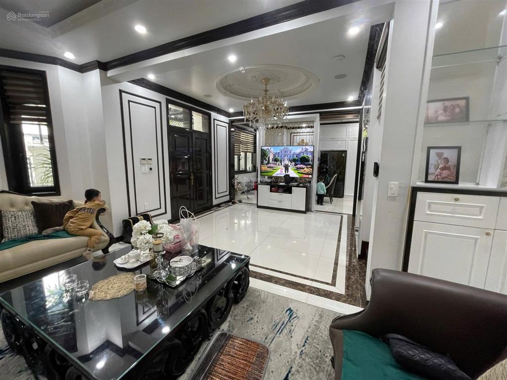 Song lập manhattan hoàn thiện cực đẹp, chủ nhà thiện trí bán