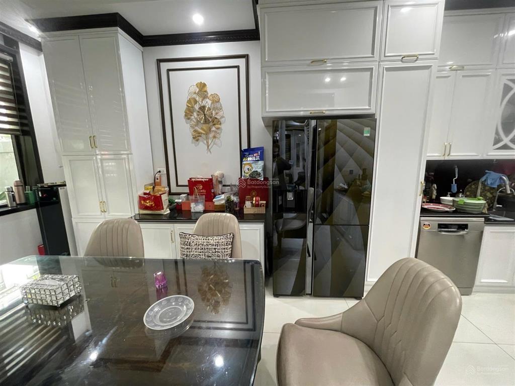 Song lập manhattan hoàn thiện cực đẹp, chủ nhà thiện trí bán