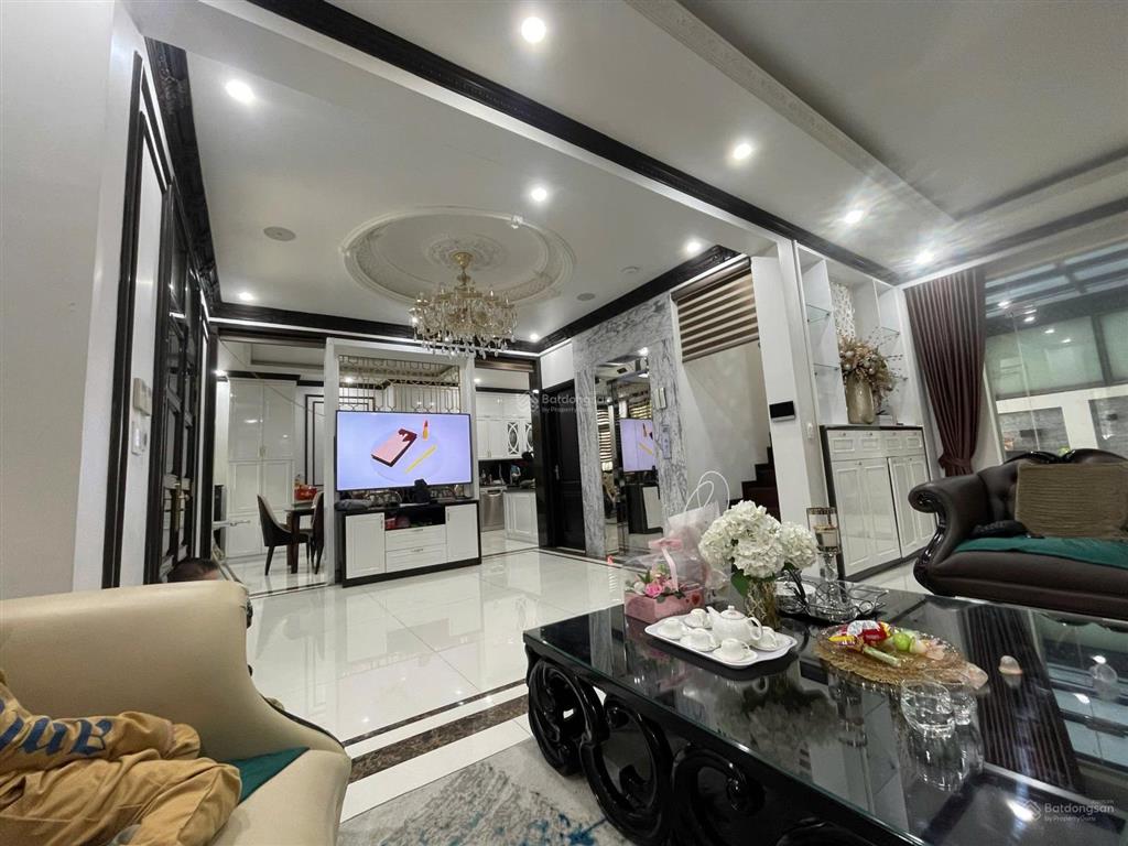 Song lập manhattan hoàn thiện cực đẹp, chủ nhà thiện trí bán