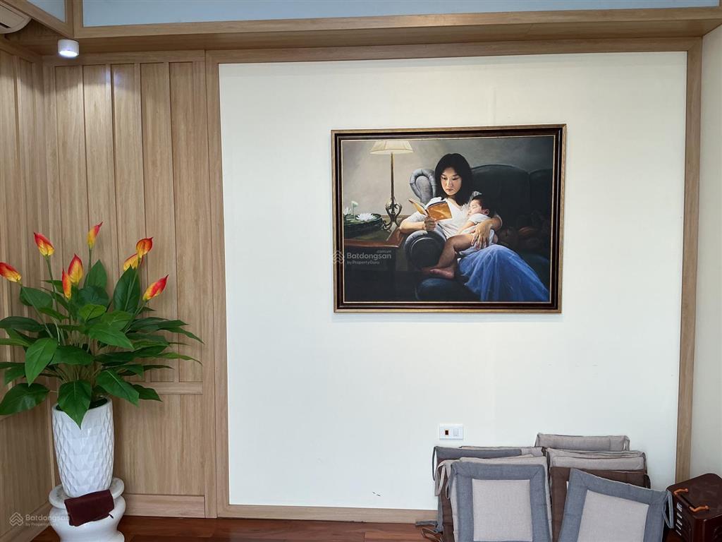 Shophouse xẻ khe 2 mặt tiền có sẵn dòng tiền