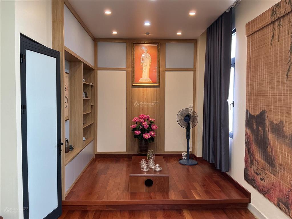 Shophouse xẻ khe 2 mặt tiền có sẵn dòng tiền