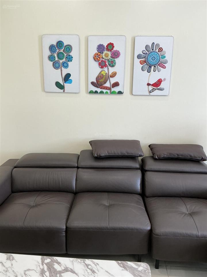 Shophouse xẻ khe 2 mặt tiền có sẵn dòng tiền