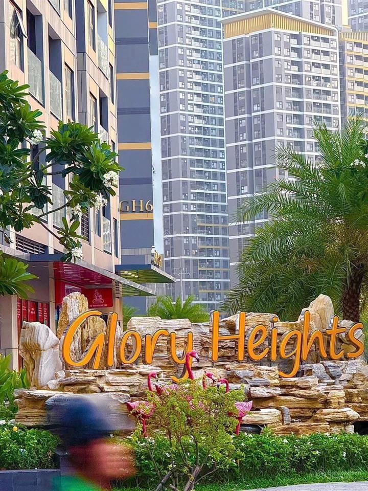 Cho thuê shophouse đối diện vincom 85m2, ngay trung tâm thuận tiện kinh doanh mọi ngành