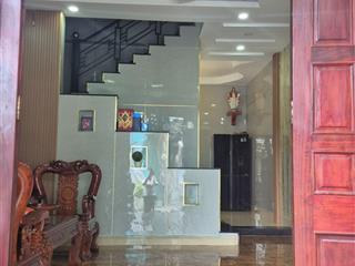 Bán nhà 3 tầng, xe hơi đỗ cửa hoàn công đủ, gần chợ xuân hiệp, linh xuân