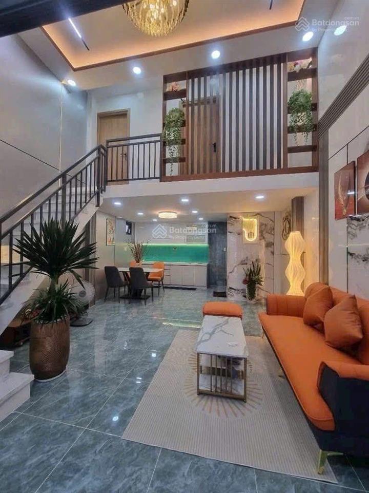 Nhà 2 tầng mới đẹp, đường số 7 linh xuân, tp thủ đức , dt ngang 4,5m dài 9m, nhỉnh 3 tỷ