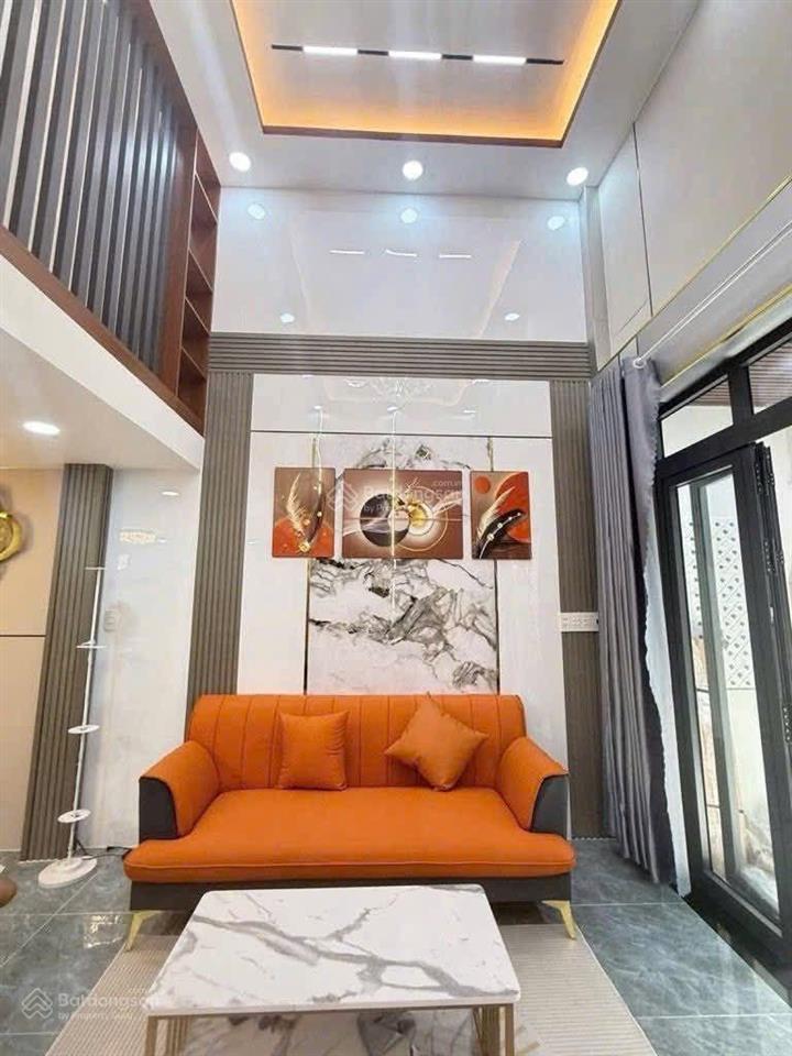 Nhà 2 tầng mới đẹp, đường số 7 linh xuân, tp thủ đức , dt ngang 4,5m dài 9m, nhỉnh 3 tỷ