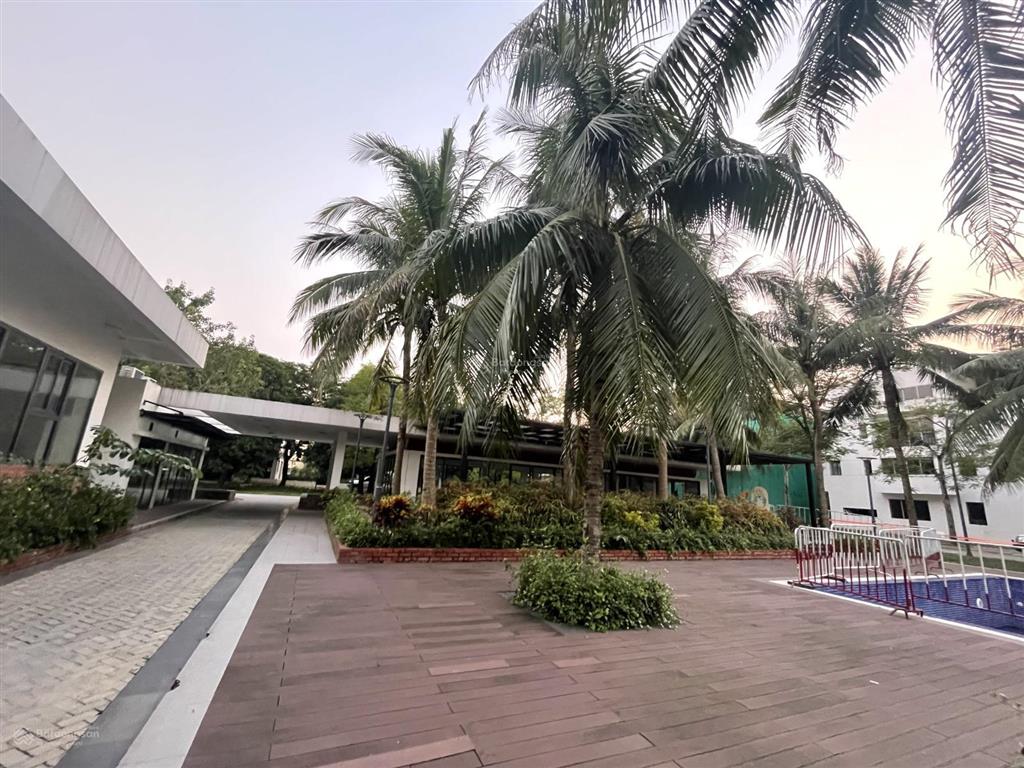 Bán lk 4 tầng 80m2 thung lũng mùa xuân hỗ trợ ngân hàng, sổ đỏ giao dịch ngay