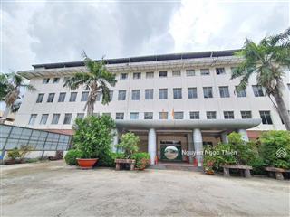 Cho thuê 2800m2 làm kho, vị trí mặt tiền võ văn kiệt, quận 6