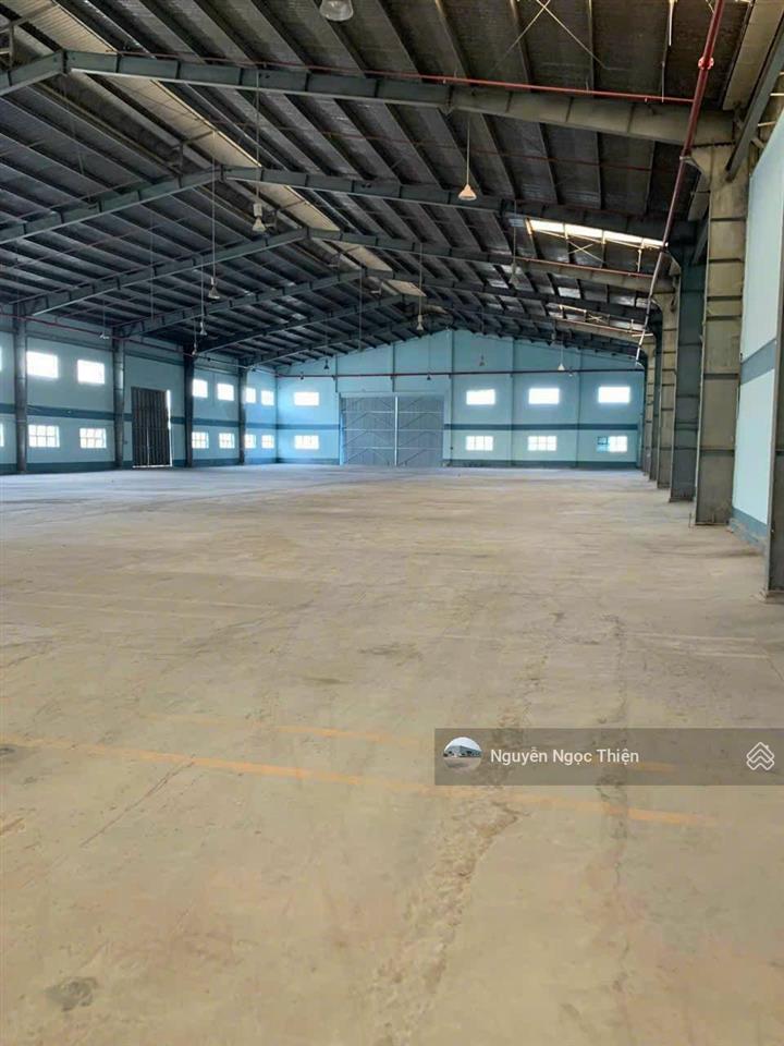 Cho thuê kho 2000m2 trong kcn cát lái, quận 2
