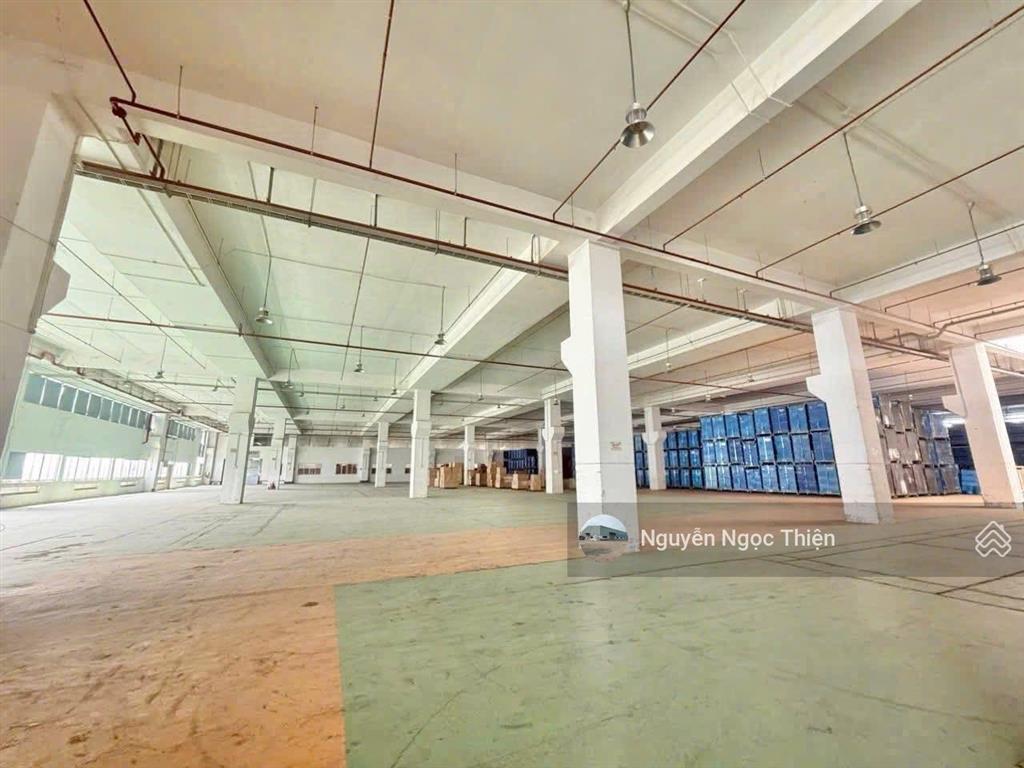 Cho thuê xưởng 2200m2 trong khu công nghệ cao, quận 9