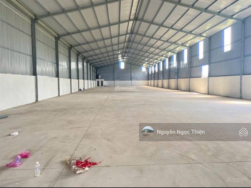 Cho thuê mặt bằng , kho , cửa hàng shwron 2000m2 gần kcn cao , quận 9