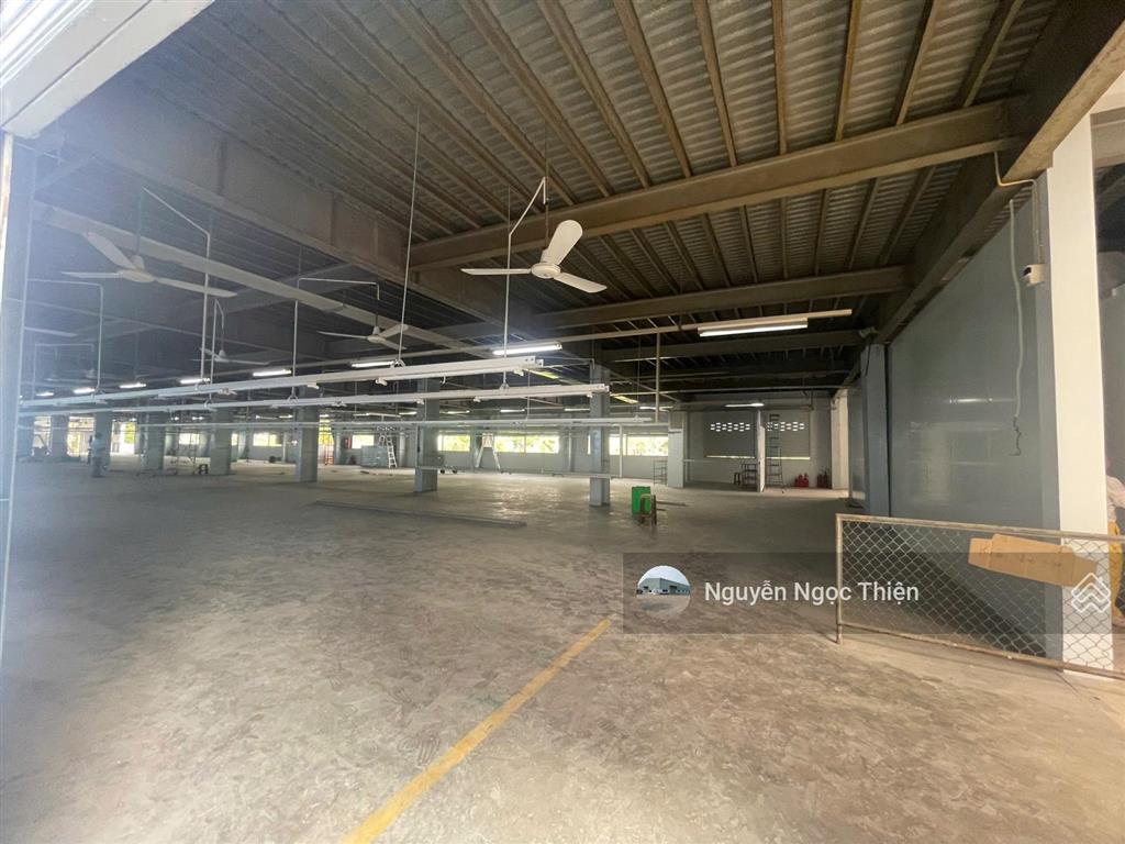 Cho thuê xưởng 4200m2 tại khu chế xuất linh trung 1, thủ đức