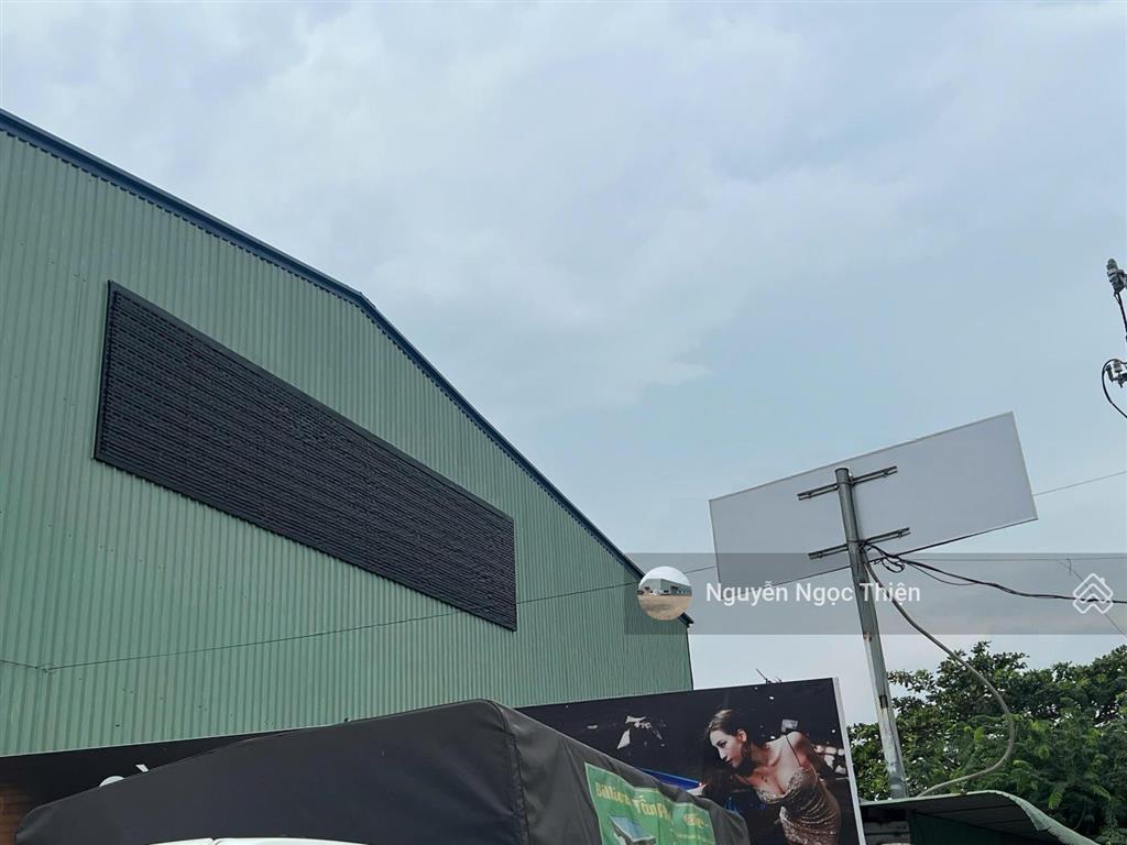 Cho thuê kho, mb mặt tiền 1300m2 đường nguyễn duy trinh, quận 9