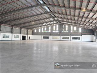 Cho thuê kho 2500m2 tại thủ đức