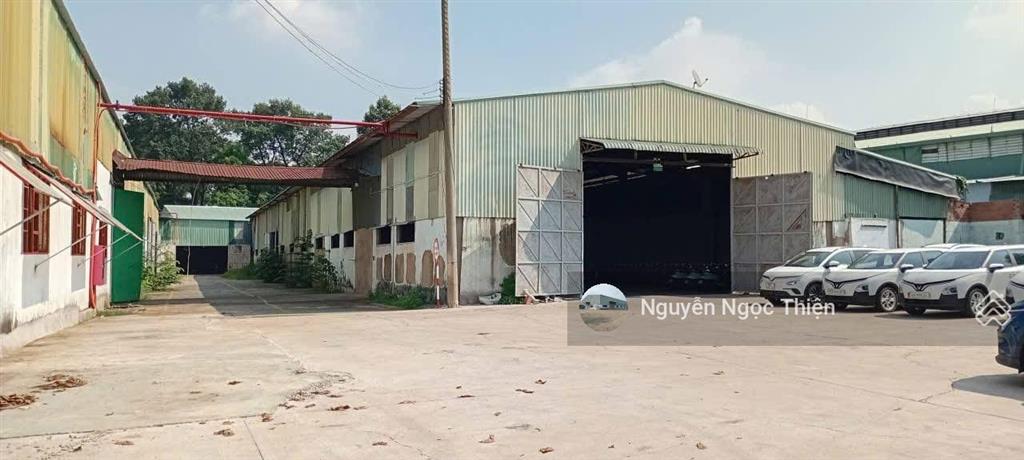 Cho thuê kho 2500m2 tại thủ đức