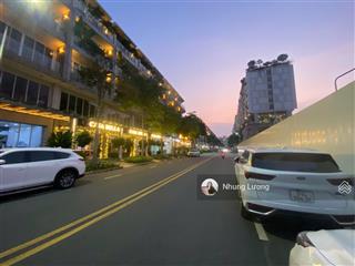 Cho thuê nhà sala 6m x 21.5 m, 5 tầng, máy lạnh, thang máy đầy đủ, hầm riêng, đậu xe oto dễ