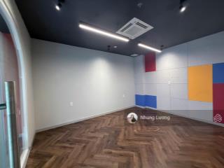 Cho thuê shop sala, 3 tầng ~235m2, hoàn thiện trần tường sàn, vị trí trung tâm, nhận nhà ngay