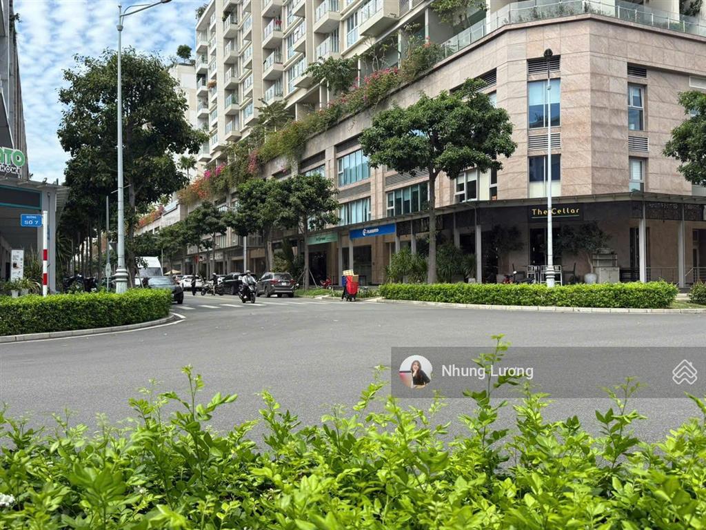 Full giỏ hàng 20 căn bán shop sarina, sarimi, sarina,...  em nhung chuyên sala