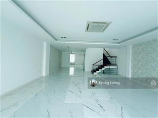 Cho thuê nhà mặt tiền nguyễn cơ thạch  khu đô thị sala, có thang máy, máy lạnh,