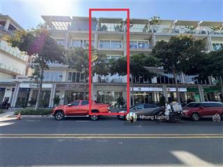 Cho thuê mặt bằng shophouse sala 520m2, đường nội khu và nguyễn cơ thạch, có thang máy, máy lạnh