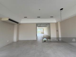 Cho thuê nhà nguyễn cơ thạch và nội khu  khu đô thị sala, 520m2  110 triệu, thang máy, máy lạnh