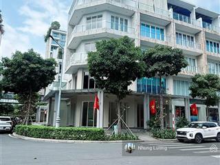 Cho thuê nhà sala đường nội khu và nguyễn cơ thạch, thang máy, máy lạnh đầy đủ giá 110 triệu