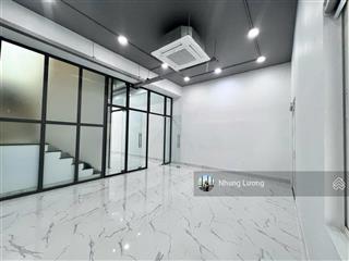Cho thuê nhà phố tm (shophouse) hầm riêng, 5 tầng, 110tr , máy lạnh, thang máy đầy đủ