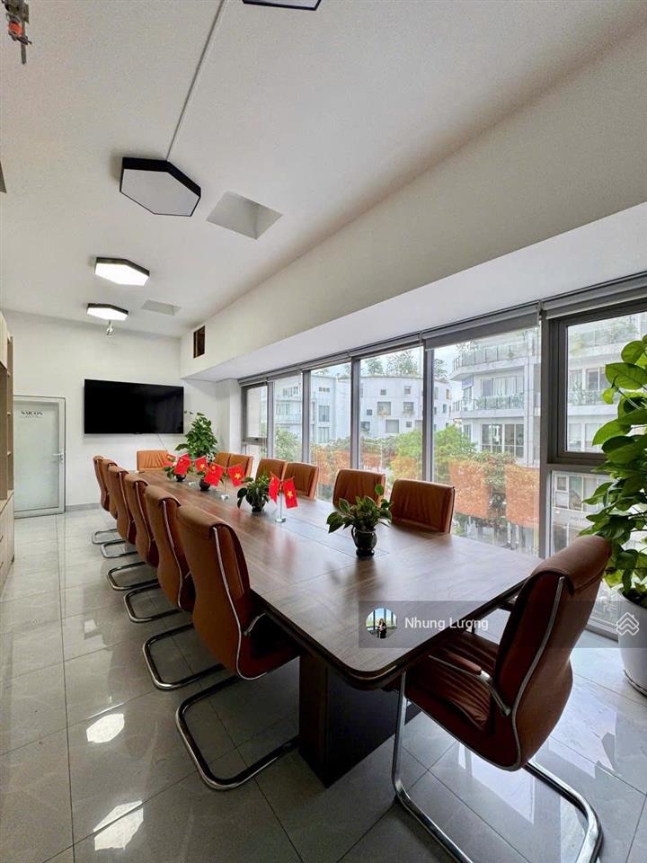 Cho thuê shophouse sarimi, sarica, nguyễn cơ thạch, 90 triệu, tùy vị trí.