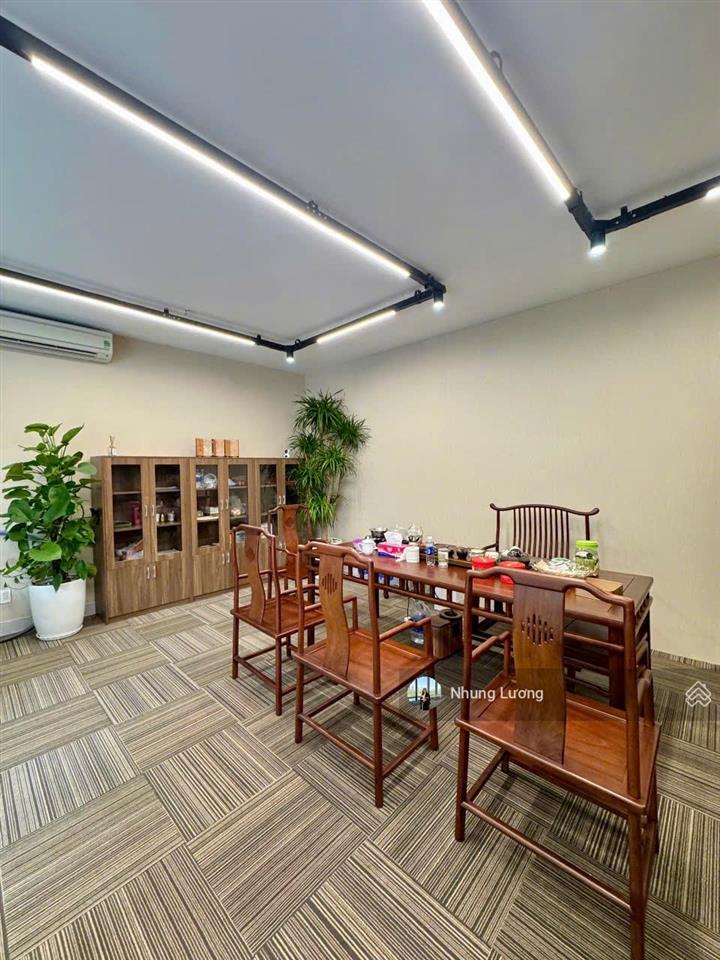 Cho thuê shophouse sala 3 tầng giá 90 tr, em cầm sẵn chìa 3 căn cho anh chị xem giờ nào cũng được