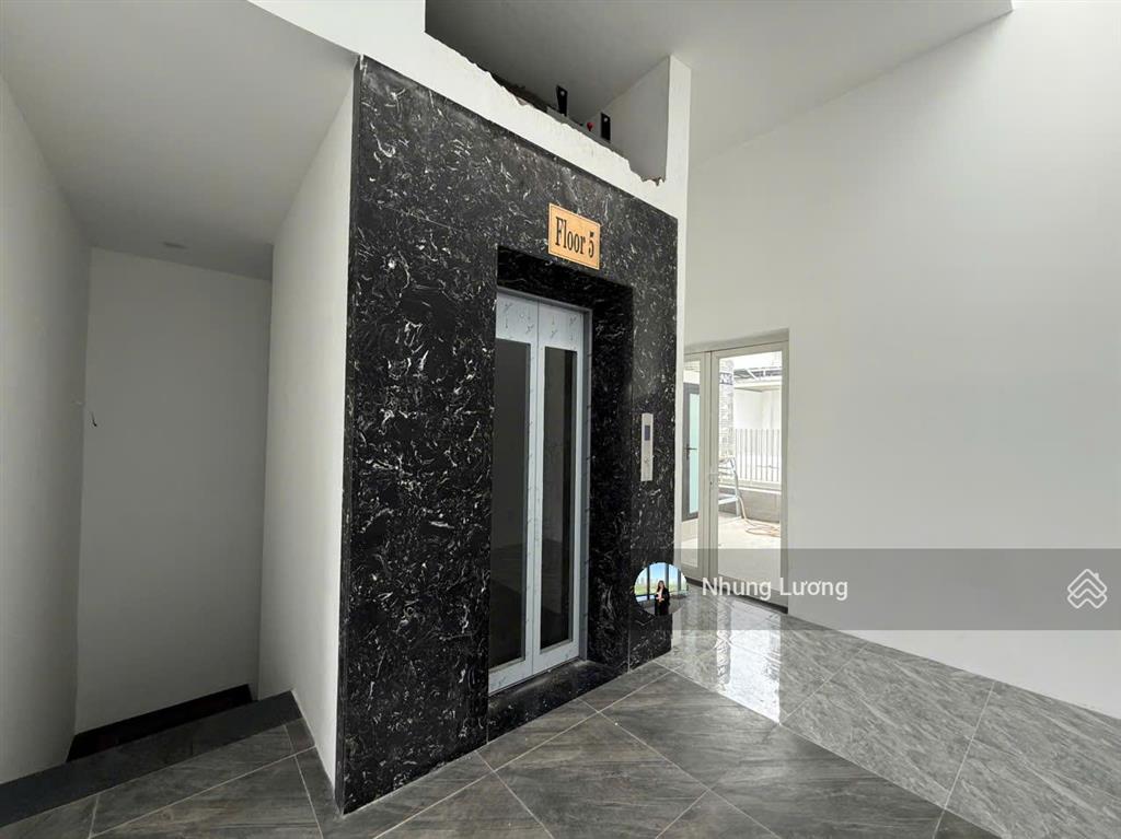 Cho thuê nhà mặt tiền sala trung tâm thủ thiêm, 5 tầng và 1 hầm, đầy đủ nội thất
