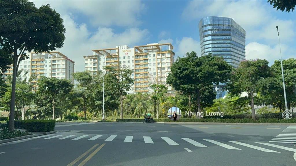 Cho thuê shophouse tại sala dtsd 1000m², ngang 12m x 20, 250tr, nội thất đầy đủ