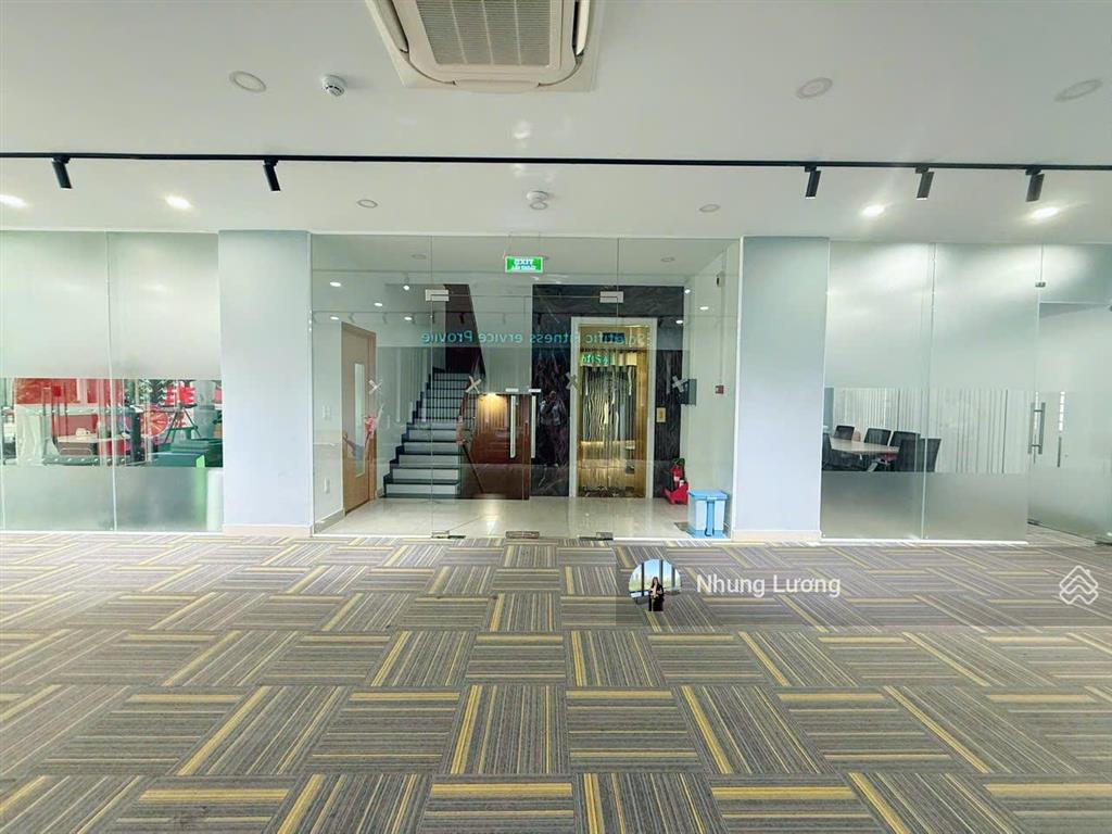 Cho thuê shophouse tại sala dtsd 1000m², ngang 12m x 20, 250tr, nội thất đầy đủ