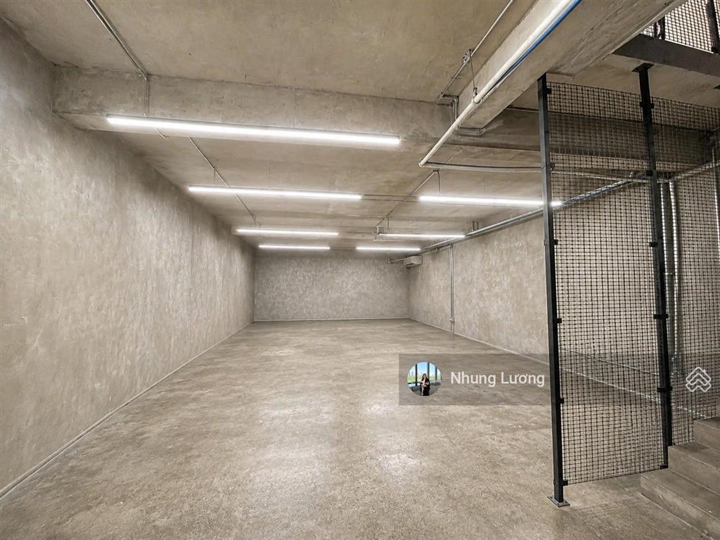 Cho thuê mặt bằng (shophouse) sala 7.1m x 24m, dtsd gần 700m2, nội thất đầy đủ, giá tốt