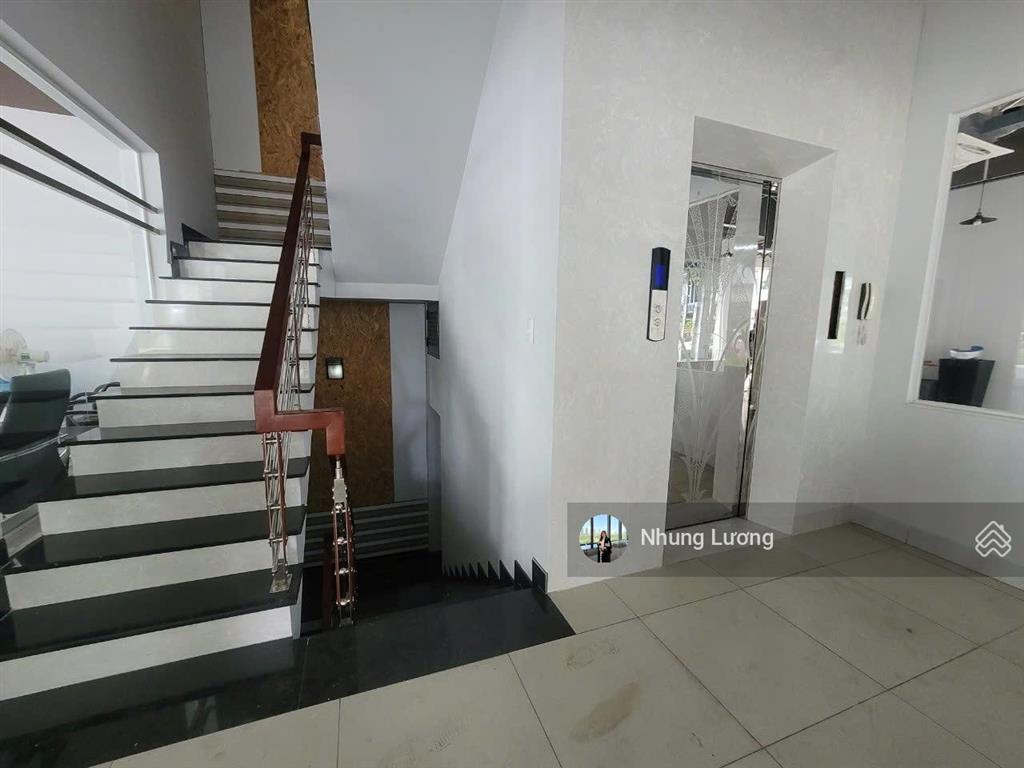 Cho thuê mặt bằng shophouse sala 1000 m² giá 250 triệu, hầm + 5 tầng, có nội thất đầy đủ