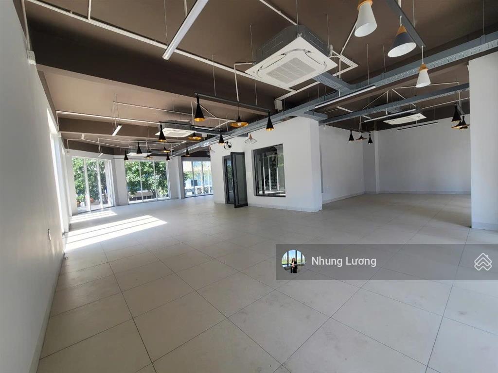 Cho thuê mặt bằng shophouse sala 1000 m² giá 250 triệu, hầm + 5 tầng, có nội thất đầy đủ