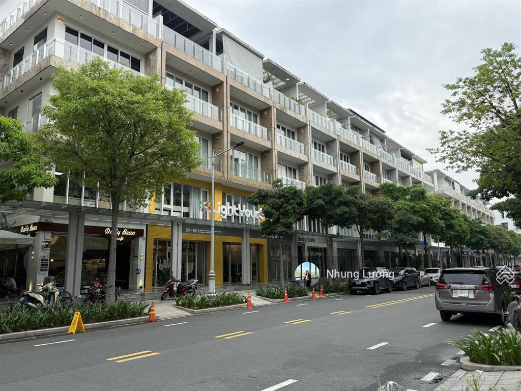 Cho thuê mặt bằng shophouse sala 1000 m² giá 250 triệu, hầm + 5 tầng, có nội thất đầy đủ