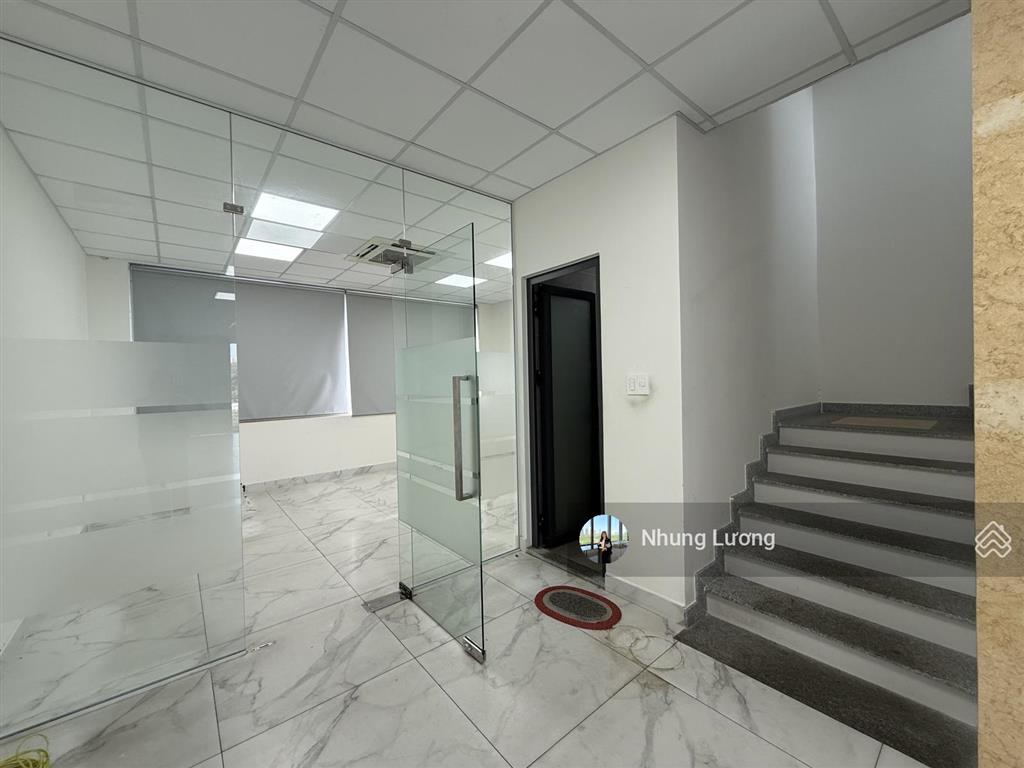 Cho thuê nhà mặt tiền sala thủ thiêm, gần 500m2 sử dụng, 110 triệu, có thang máy, máy lạnh