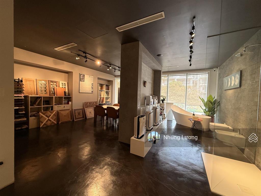 Cho thuê mặt bằng shophouse sala hầm + 5 tầng dtsd 700m², có nội thất đầy đủ