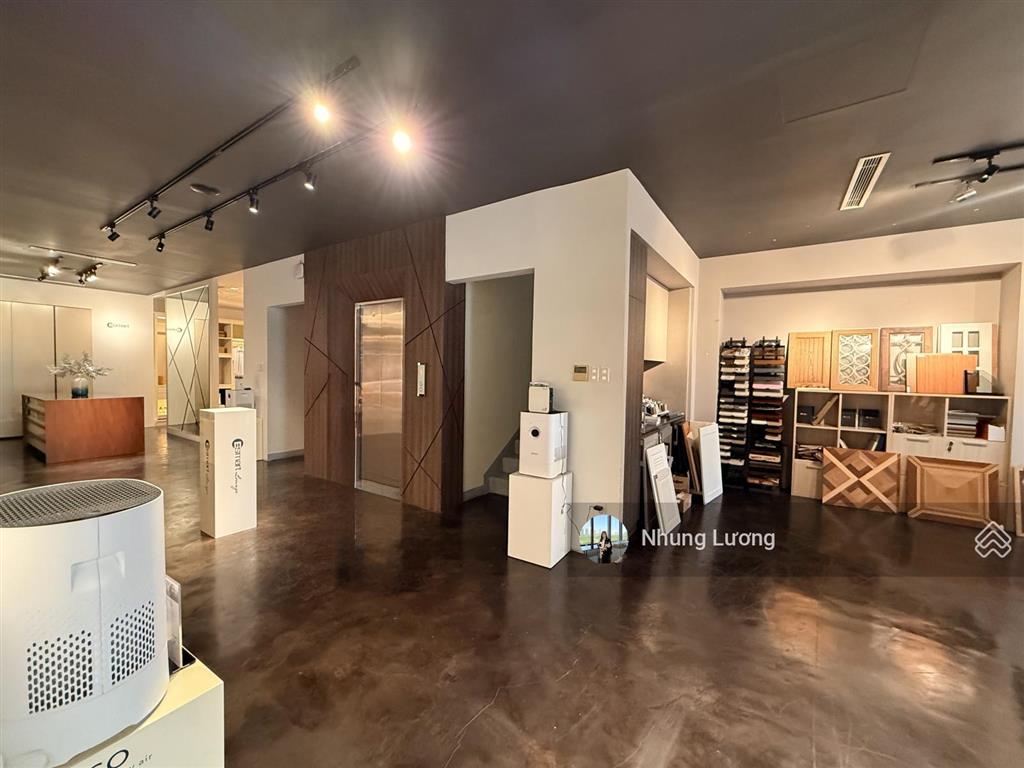Cho thuê mặt bằng shophouse sala hầm + 5 tầng dtsd 700m², có nội thất đầy đủ