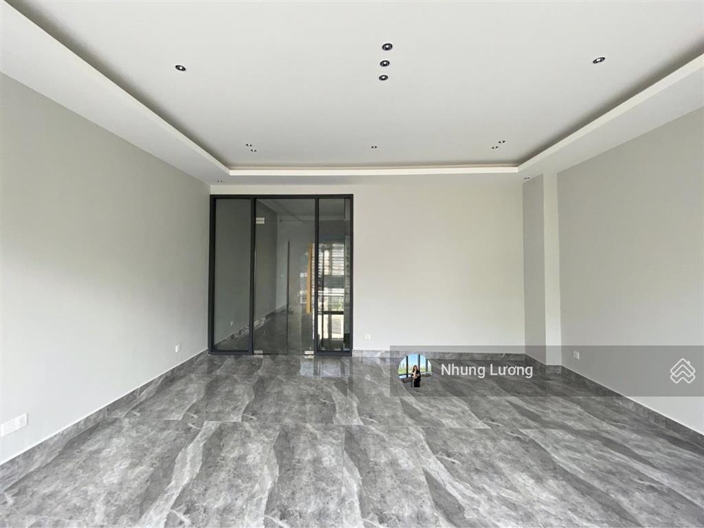 Cho thuê nhà phố sala hai mặt tiền, 115 triệu, gần 500m² sử dụng, nhà hoàn thiện
