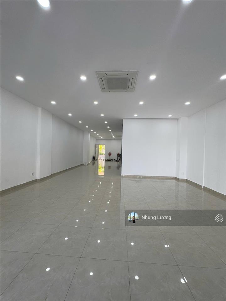Cho thuê mặt bằng (shophouse) mt nguyễn cơ thạch, 700m2, nội thất đầy đủ, hoàn thiện đẹp