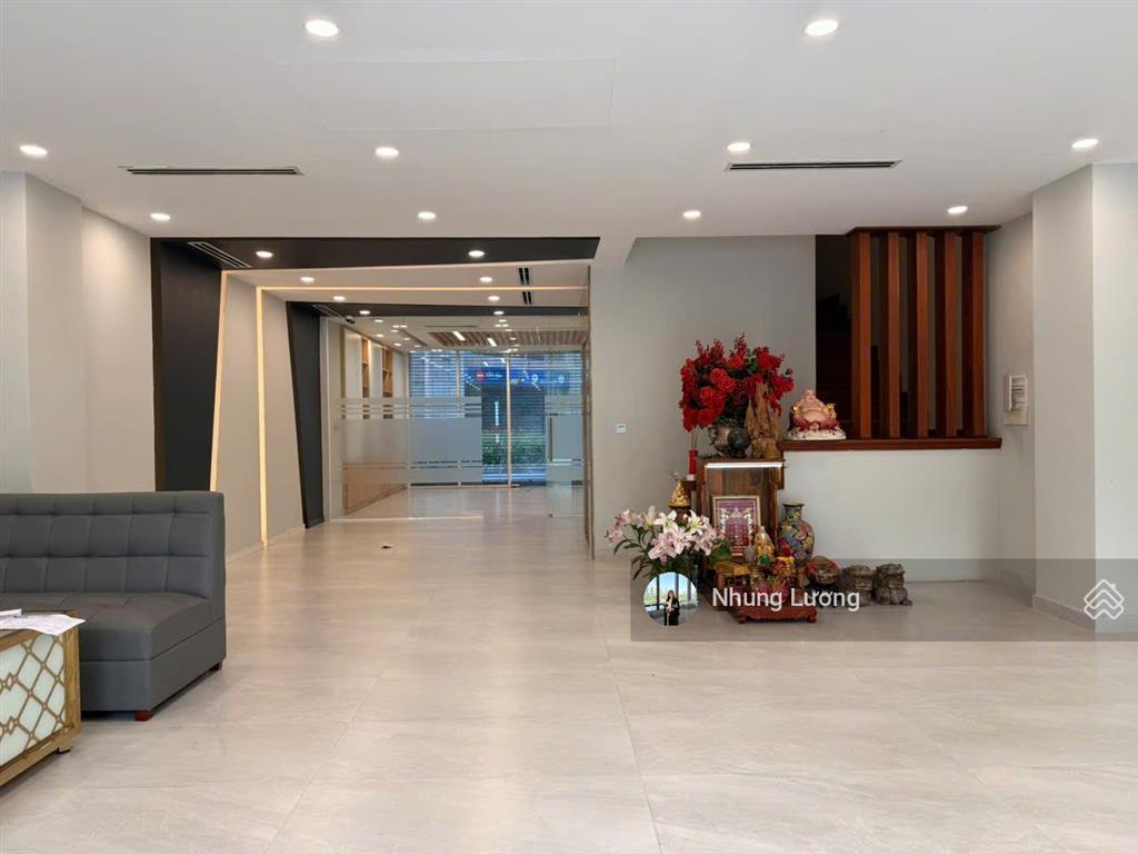 Cho thuê mặt bằng shophouse sala hầm + 5 tầng dtsd 700m², có nội thất đầy đủ
