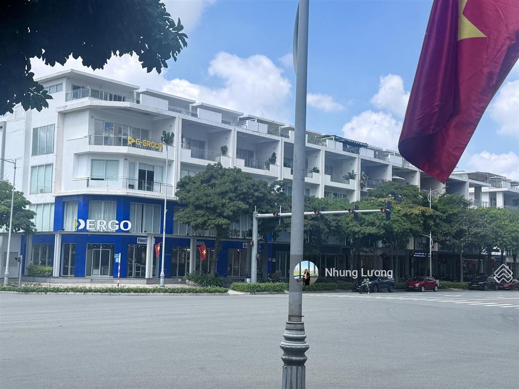 Cho thuê mặt bằng (shophouse) mt nguyễn cơ thạch, 698m2, nội thất đầy đủ