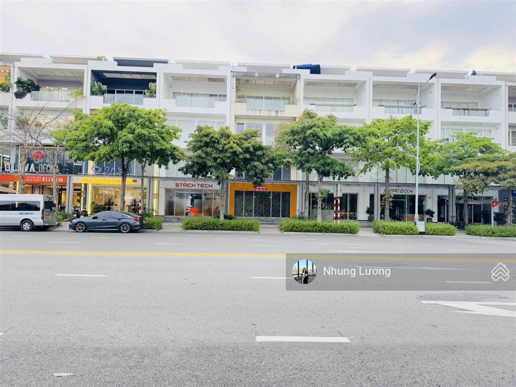Cho thuê mặt bằng (shophouse) mt nguyễn cơ thạch, 698m2, nội thất đầy đủ